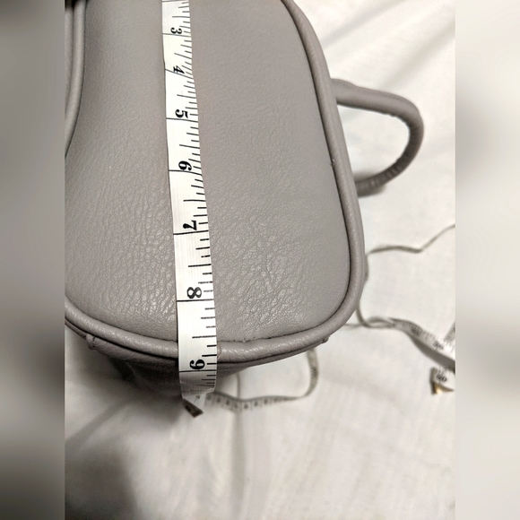 Beno'ss Milan Handbag - Picture 3 of 8